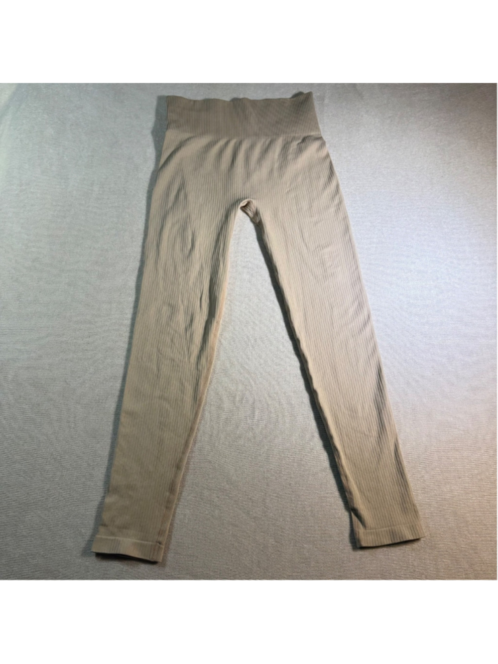 SACRE Women’s Ribbed Seamless High Waist Compression Leggings Size M Tan Stretch